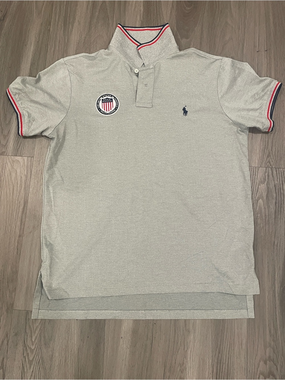 Men’s Vintage 2015 Polo Ralph Lauren — USA Patch collar shirt — Gray — Size L